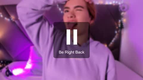 Snapshot of abby__murphy chatting on 12/18/25, 01:11 abby__murphy online show from 12/18/25, 01:11