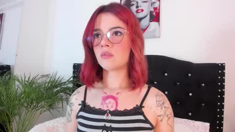 Snapshot of abby_jones2 chatting on 04/28/26, 02:49 abby jones online show from 04/28/26, 02:49