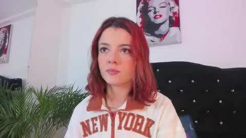 Snapshot of abby_jones2 chatting on 05/06/26, 03:02 abby jones online show from 05/06/26, 03:02