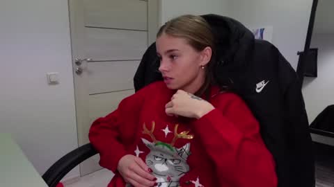 ABBY LAKER online show from 12/23/24, 02:28