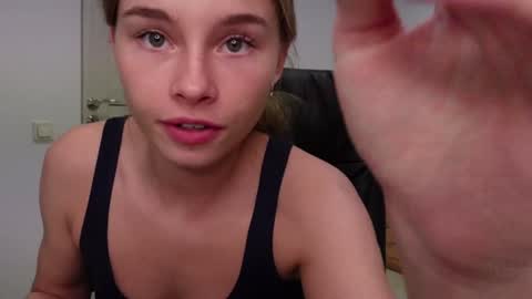 ABBY LAKER online show from 12/28/24, 11:16