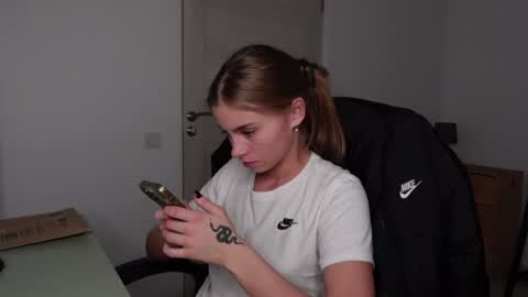 ABBY LAKER online show from 01/08/25, 09:01