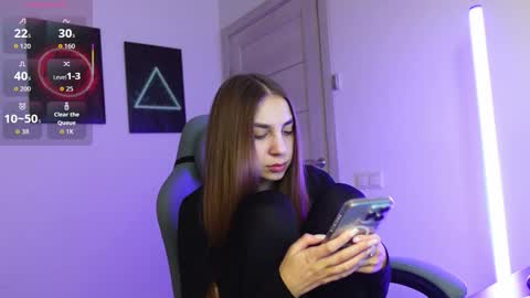 ABBY LAKER online show from 09/30/25, 06:18