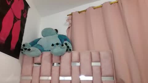 Snapshot of abby_moss_2 chatting on 11/29/25, 05:10 abby_moss_2 online show from 11/29/25, 05:10