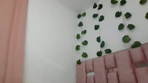 abby_moss_2 online show from 02/13/26, 12:34