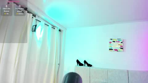 Snapshot of abby_pink1 chatting on 06/04/26, 01:55 abby_pink1 online show from 06/04/26, 01:55