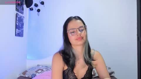 Abby Saenz online show from 10/06/25, 06:49