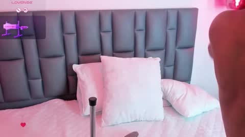 Snapshot of abbyadams23 chatting on 11/03/25, 03:08 abbyadams23 online show from 11/03/25, 03:08