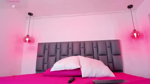 Snapshot of abbyadams23 chatting on 11/11/25, 03:17 abbyadams23 online show from 11/11/25, 03:17