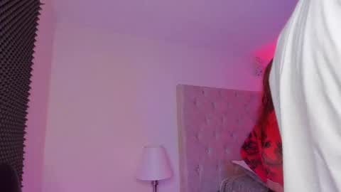 Snapshot of abbyandchris1 chatting on 04/29/26, 03:05 START TRANSMISSION ---- AM COLOMBIA TIME online show from 04/29/26, 03:05