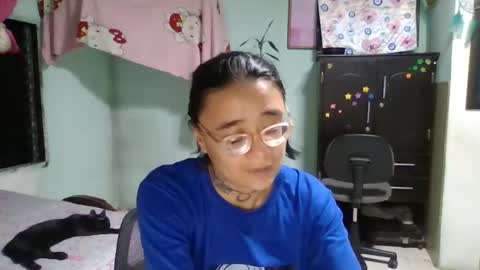 Snapshot of abbyasher chatting on 02/27/25, 12:10 Abby online show from 02/27/25, 12:10