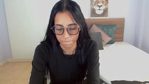 Snapshot of abbyevans__ chatting on 03/08/25, 03:02 Abby online show from 03/08/25, 03:02