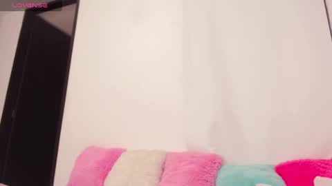 Snapshot of abbyh chatting on 12/02/24, 04:53 abbyh online show from 12/02/24, 04:53