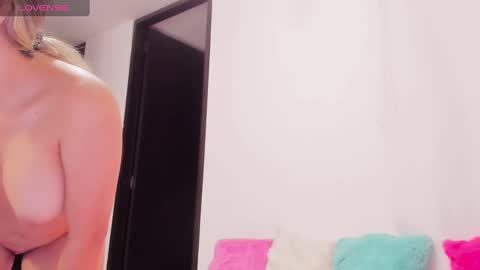 Snapshot of abbyh chatting on 01/09/25, 05:13 abbyh online show from 01/09/25, 05:13