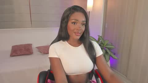 Snapshot of abbylinx1 chatting on 02/18/25, 10:36 Abby Linx online show from 02/18/25, 10:36