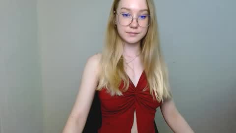 Snapshot of abbymoore__ chatting on 03/11/26, 12:22 Abby Lovense is active online show from 03/11/26, 12:22
