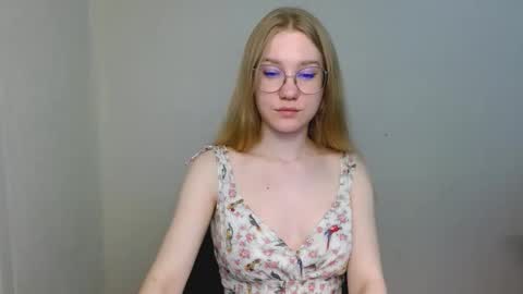 Snapshot of abbymoore__ chatting on 03/13/26, 02:45 Abby Lovense is active online show from 03/13/26, 02:45