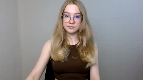 Snapshot of abbymoore__ chatting on 04/11/26, 03:16 Abby Lovense is active online show from 04/11/26, 03:16