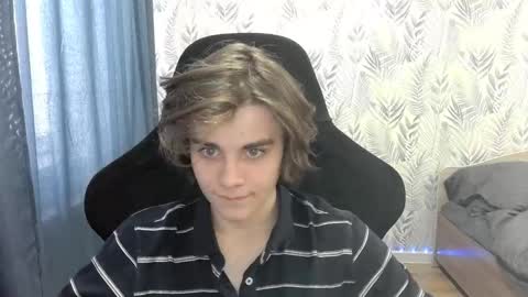 Snapshot of abbysal_blade chatting on 01/18/25, 07:49 abbysal_blade online show from 01/18/25, 07:49