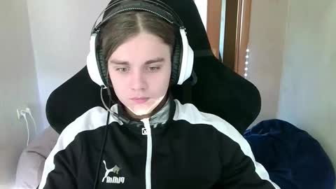 Snapshot of abbysal_blade chatting on 10/12/25, 08:02 abbysal_blade online show from 10/12/25, 08:02