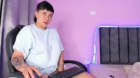 Snapshot of abbysmiitth_ chatting on 01/08/25, 03:07 Abby Smith online show from 01/08/25, 03:07