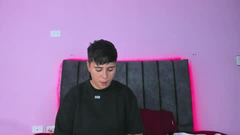 Snapshot of abbysmiitth_ chatting on 01/10/25, 06:17 Abby Smith online show from 01/10/25, 06:17