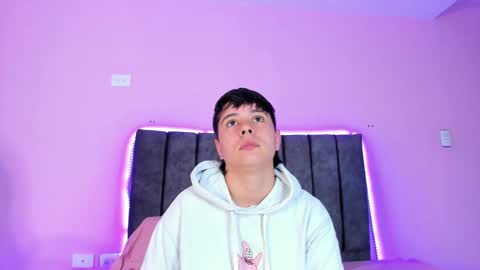 Snapshot of abbysmiitth_ chatting on 01/15/25, 03:39 Abby Smith online show from 01/15/25, 03:39