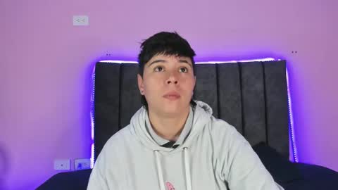 Snapshot of abbysmiitth_ chatting on 01/16/25, 12:20 Abby Smith online show from 01/16/25, 12:20