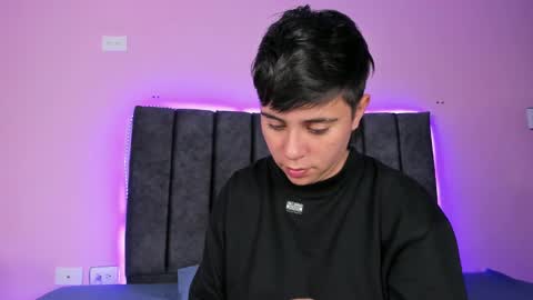 Snapshot of abbysmiitth_ chatting on 01/18/25, 06:21 Abby Smith online show from 01/18/25, 06:21