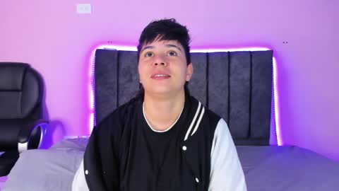 Snapshot of abbysmiitth_ chatting on 01/23/25, 12:19 Abby Smith online show from 01/23/25, 12:19