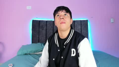 Snapshot of abbysmiitth_ chatting on 01/28/25, 12:11 Abby Smith online show from 01/28/25, 12:11