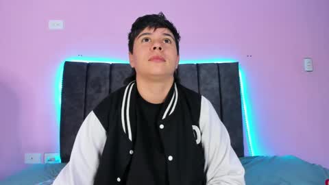 Snapshot of abbysmiitth_ chatting on 01/28/25, 06:17 Abby Smith online show from 01/28/25, 06:17