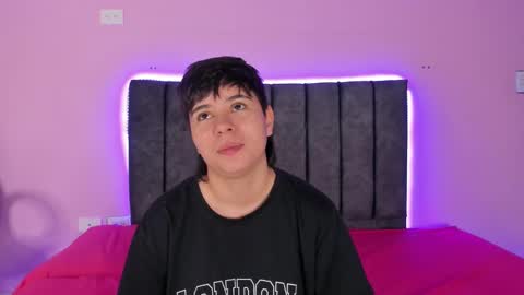 Snapshot of abbysmiitth_ chatting on 01/29/25, 12:24 Abby Smith online show from 01/29/25, 12:24