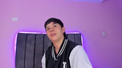 Snapshot of abbysmiitth_ chatting on 01/31/25, 03:22 Abby Smith online show from 01/31/25, 03:22