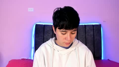 Snapshot of abbysmiitth_ chatting on 02/07/25, 12:17 Abby Smith online show from 02/07/25, 12:17