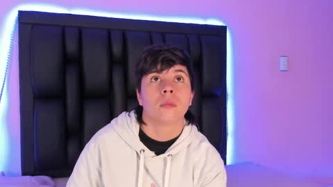 Snapshot of abbysmiitth_ chatting on 02/19/25, 12:00 Abby Smith online show from 02/19/25, 12:00