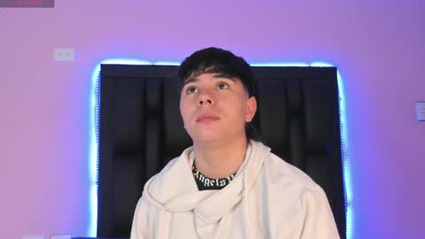 Snapshot of abbysmiitth_ chatting on 02/21/25, 12:17 Abby Smith online show from 02/21/25, 12:17