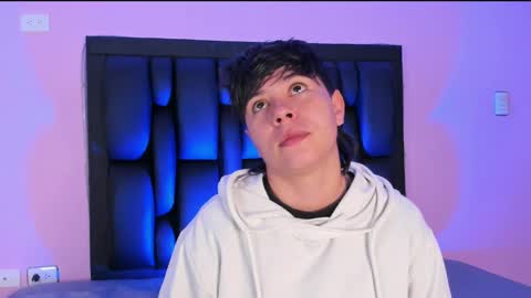 Snapshot of abbysmiitth_ chatting on 03/03/25, 12:37 Abby Smith online show from 03/03/25, 12:37