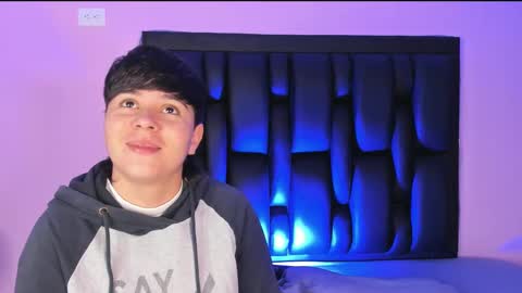 Snapshot of abbysmiitth_ chatting on 03/05/25, 12:11 Abby Smith online show from 03/05/25, 12:11