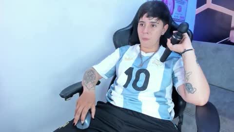 Snapshot of abbysmiitth_ chatting on 09/17/25, 07:15 Abby Smith online show from 09/17/25, 07:15