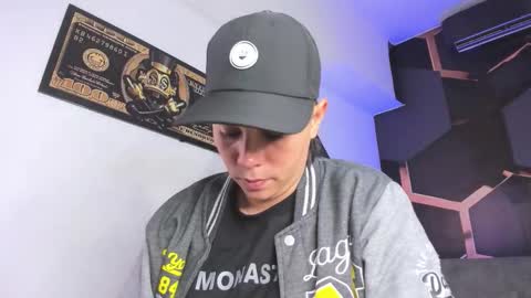 Snapshot of abbysmiitth_ chatting on 10/13/25, 07:25 Abby Smith online show from 10/13/25, 07:25