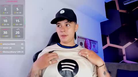 Snapshot of abbysmiitth_ chatting on 10/24/25, 07:43 Abby Smith online show from 10/24/25, 07:43