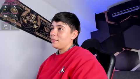 Snapshot of abbysmiitth_ chatting on 11/19/25, 07:36 Abby Smith online show from 11/19/25, 07:36