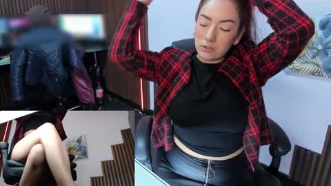 Snapshot of abbystones chatting on 03/01/25, 03:38 Abby Stones online show from 03/01/25, 03:38