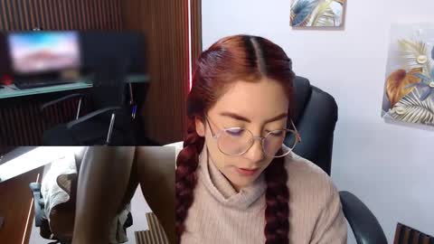 Snapshot of abbystones chatting on 03/07/25, 03:18 Abby Stones online show from 03/07/25, 03:18