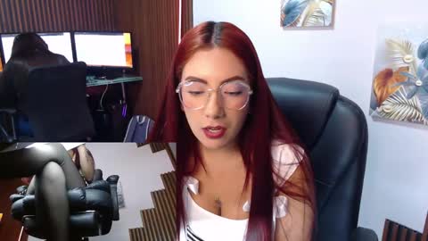 Snapshot of abbystones chatting on 03/10/25, 03:20 Abby Stones online show from 03/10/25, 03:20