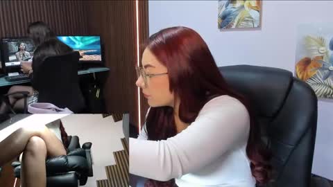 Snapshot of abbystones chatting on 03/12/25, 11:42 Abby Stones online show from 03/12/25, 11:42