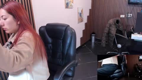 Snapshot of abbystones chatting on 11/10/25, 11:09 Abby Stones online show from 11/10/25, 11:09