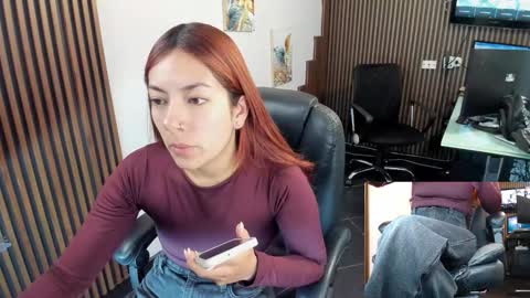 Snapshot of abbystones chatting on 11/18/25, 11:03 Abby Stones online show from 11/18/25, 11:03