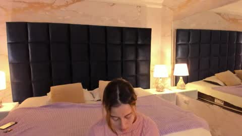 Abigail online show from 12/04/25, 11:41